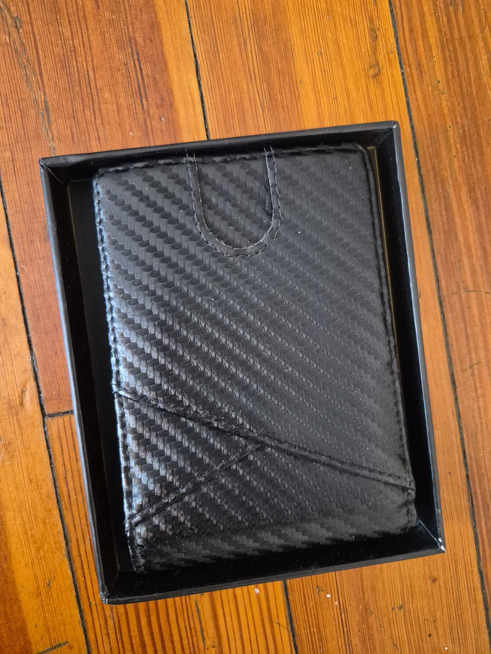 Black Carbon-Texture Men's Wallet - Unbranded
